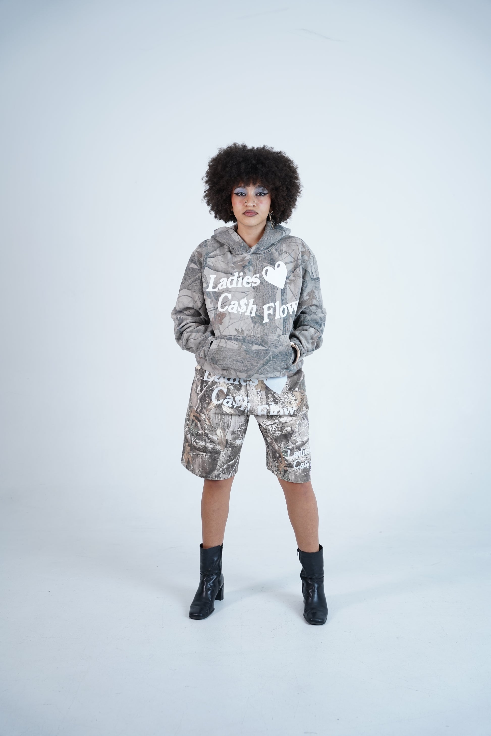Ladies🤍Ca$hFlow™ PullOver Hoodie