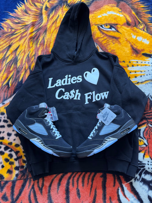 Ladies🤍Ca$hFlow PullOver Hoodie