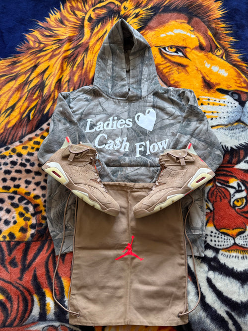 Ladies🤍Ca$hFlow PullOver Hoodie