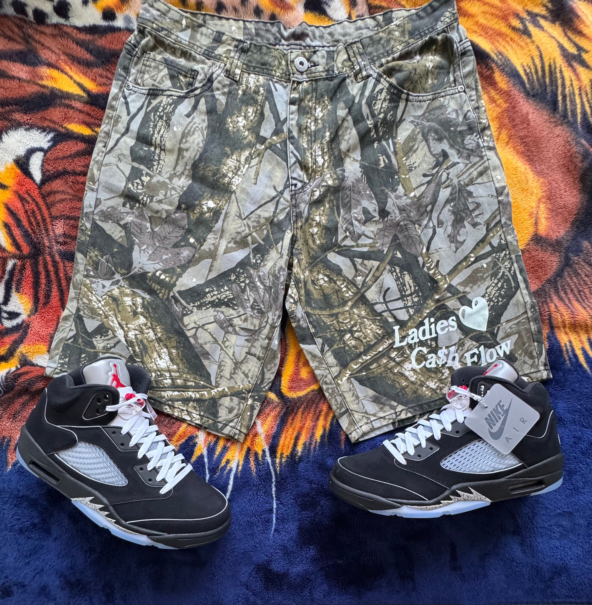 Ladies🤍Ca$hFlow Camo Denim Shorts